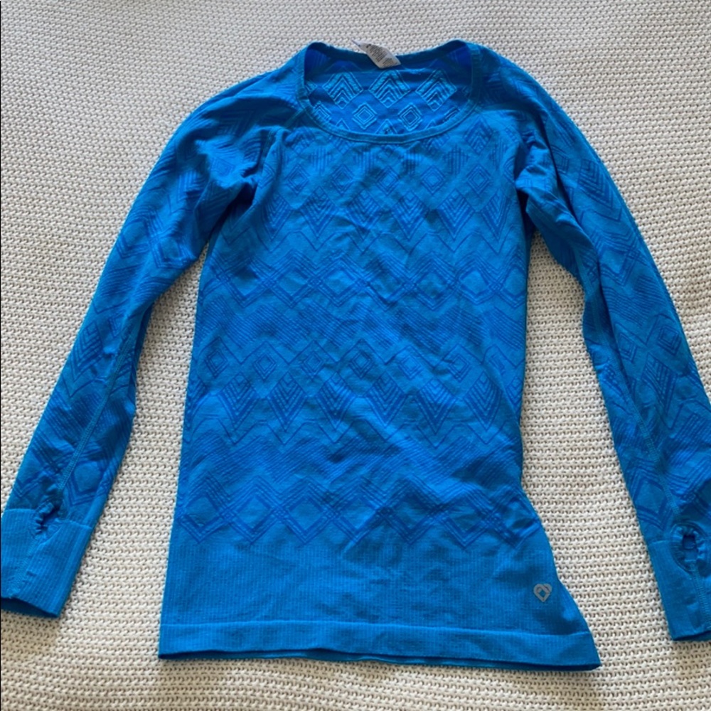 Long sleeve workout shirt